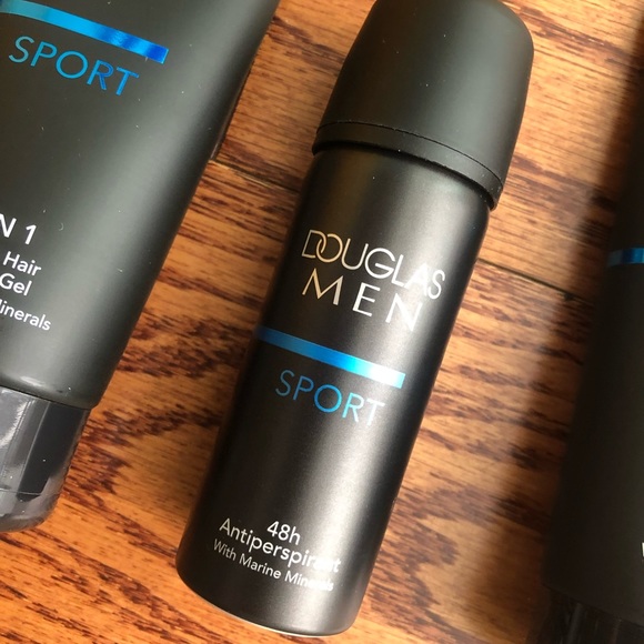 Brand New - Men’s Douglas Travel Set - Picture 4 of 10